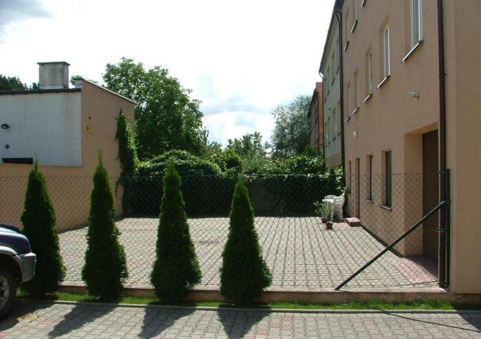 Dom Goscinny Pod Brzozami Poznan Bagian luar foto